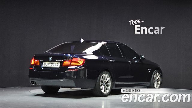 BMW 5-Series 2016 — photo 2