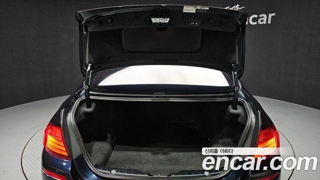 BMW 5-Series 2016 — photo 20