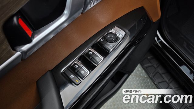 Kia Mohave 2022 — photo 35
