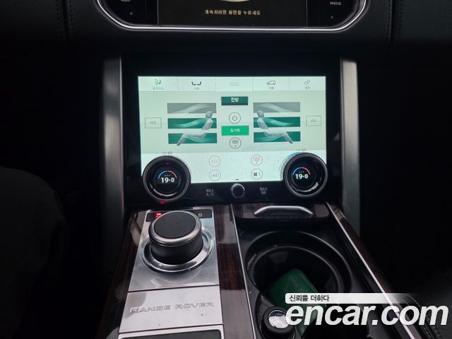 Land Rover Range Rover 2015 — photo 11