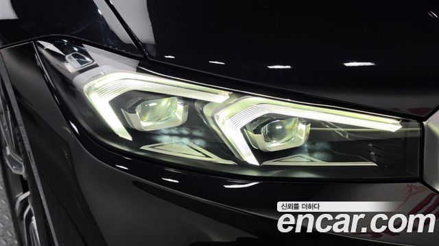 BMW 3-Series 2024 — photo 8
