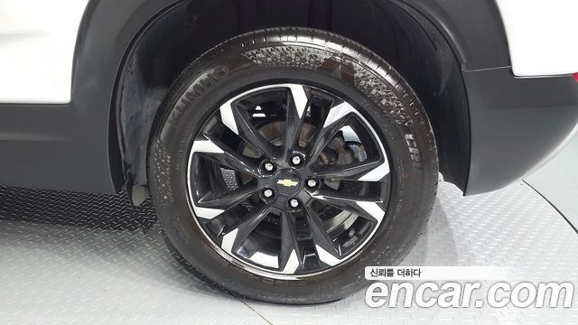 Chevrolet Korea Trailblazer 2022 — photo 7