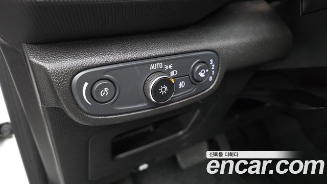 Chevrolet Korea Trailblazer 2022 — photo 29