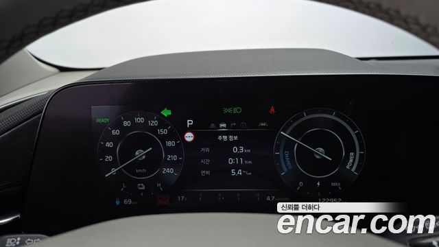 Kia Niro 2023 — photo 8