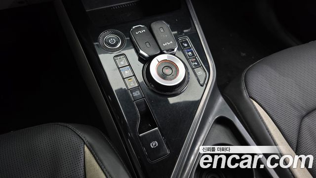 Kia Niro 2023 — photo 9