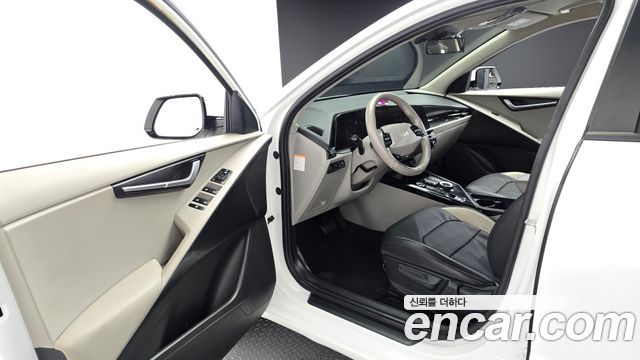 Kia Niro 2023 — photo 10