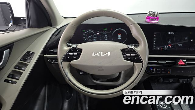 Kia Niro 2023 — photo 12