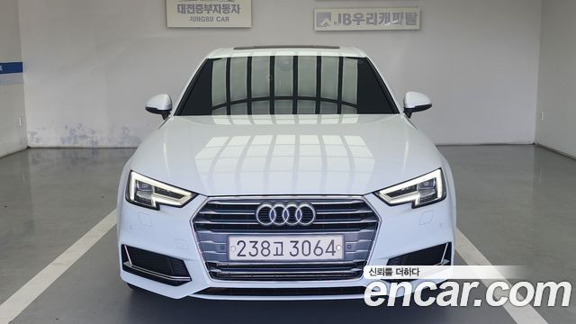 Audi A4 2019 — photo 2