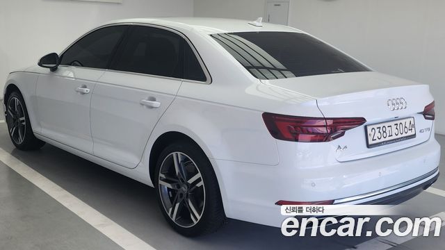 Audi A4 2019 — photo 4