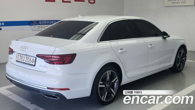 Audi A4 2019 — photo 6