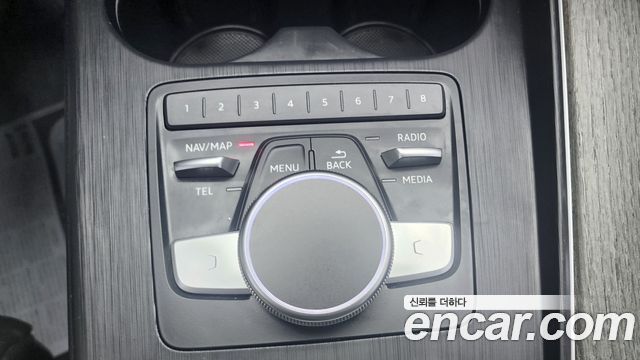 Audi A4 2019 — photo 11
