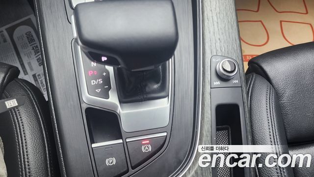 Audi A4 2019 — photo 12