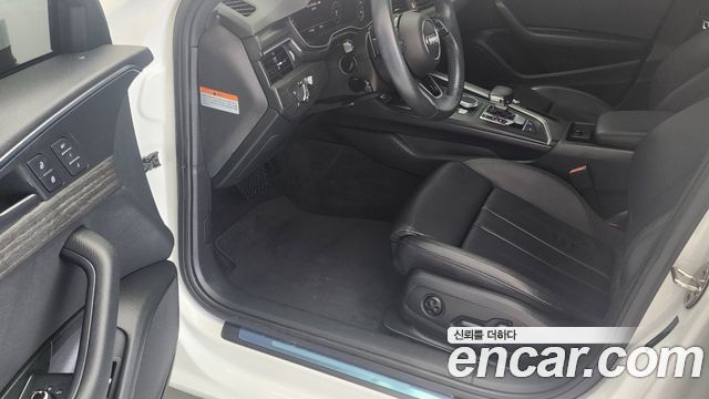 Audi A4 2019 — photo 14