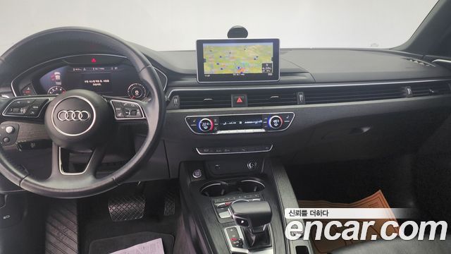 Audi A4 2019 — photo 16