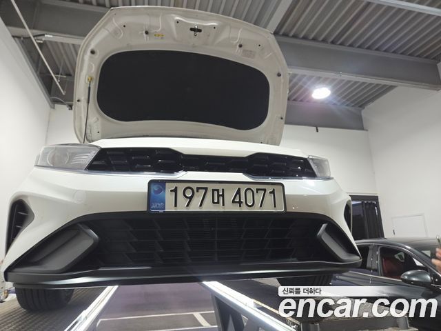 Kia K3 2023 — photo 1