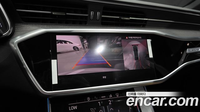 Audi A7 2025 — photo 21
