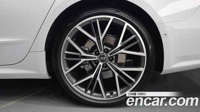 Audi A7 2025 — photo 7