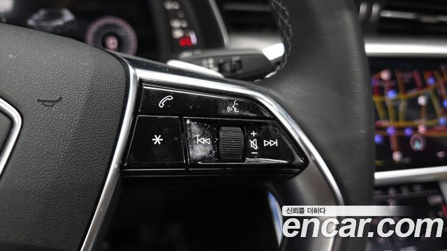 Audi A7 2025 — photo 36