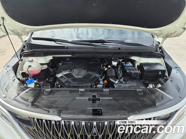 Kia Canival 2022 — photo 10
