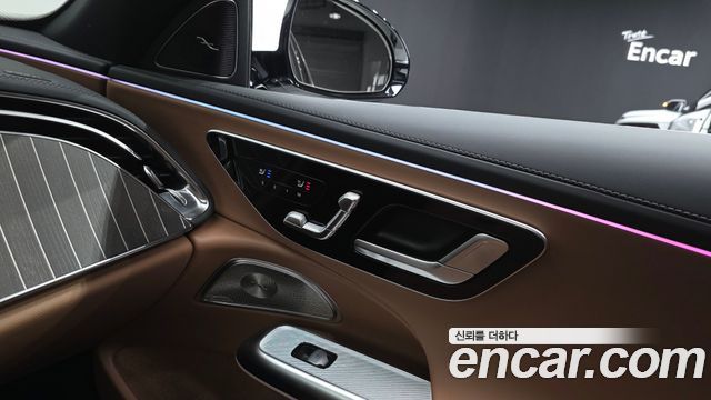 Mercedes-Benz E-Class 2025 — photo 29