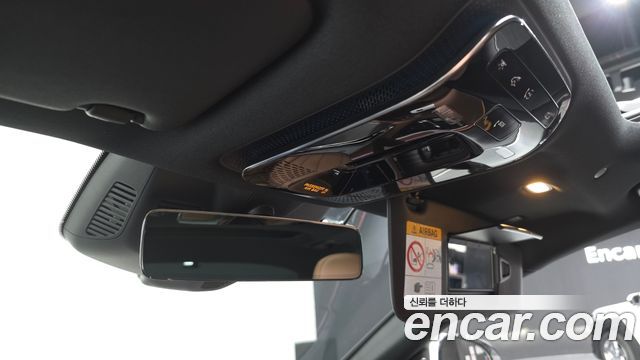 Mercedes-Benz E-Class 2025 — photo 30