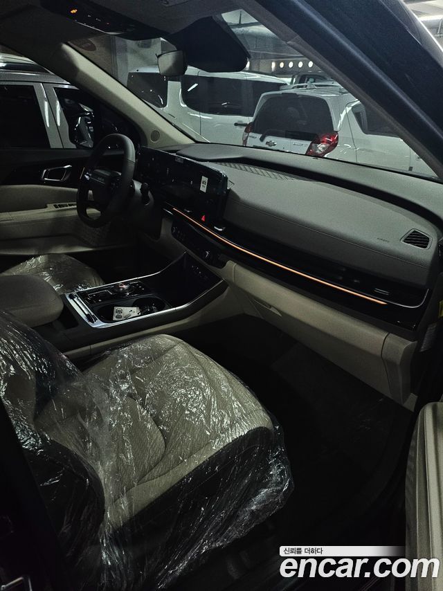 Kia Canival 2025 — photo 10