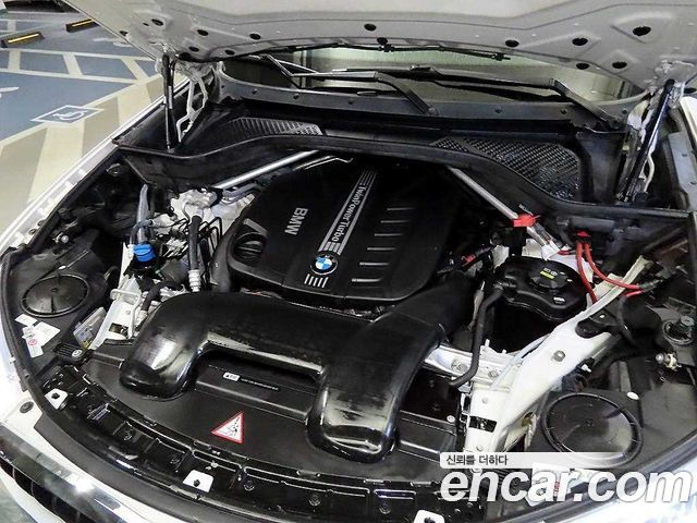 BMW X5 2015 — photo 6