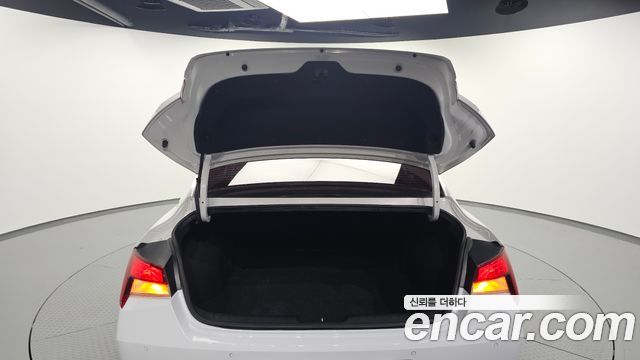 Hyundai AVANTE 2021 — photo 26