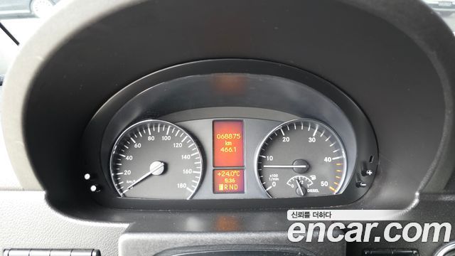 Mercedes-Benz Sprinter 2018 — photo 11