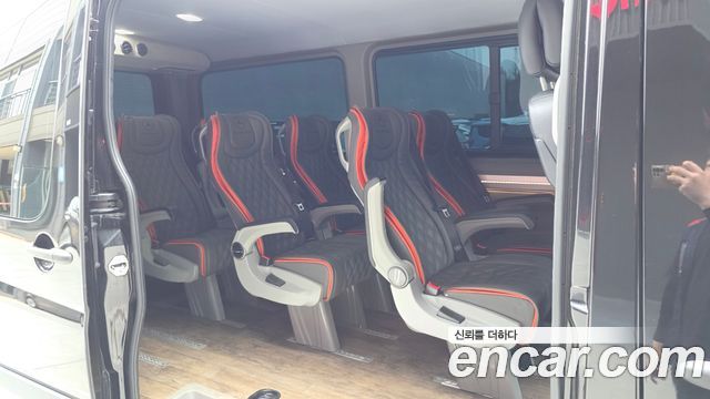 Mercedes-Benz Sprinter 2018 — photo 17