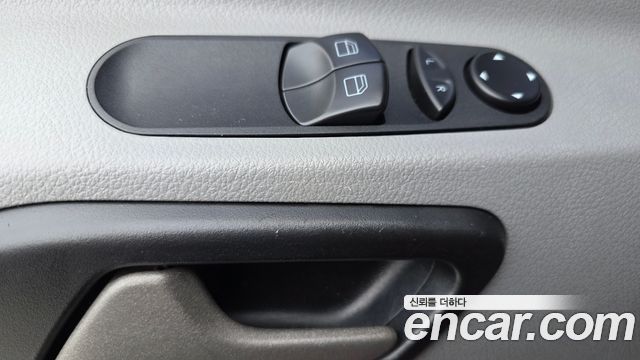 Mercedes-Benz Sprinter 2018 — photo 29