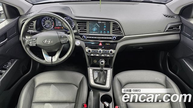 Hyundai AVANTE 2020 — photo 10