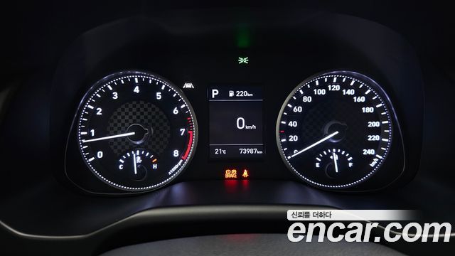 Hyundai AVANTE 2020 — photo 11