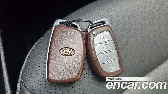 Hyundai AVANTE 2020 — photo 25