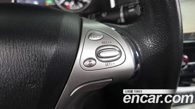 Nissan Murano 2016 — photo 18