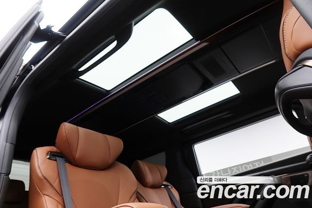 Toyota Alphard 2024 — photo 10