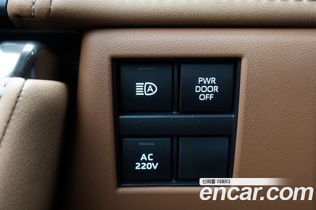 Toyota Alphard 2024 — photo 15