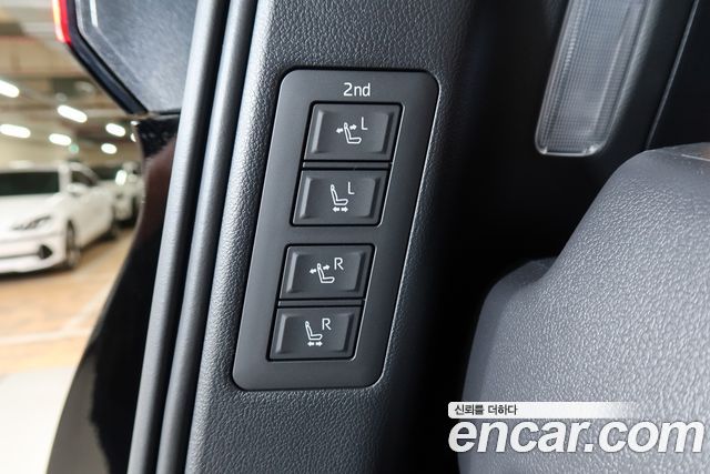 Toyota Alphard 2024 — photo 19