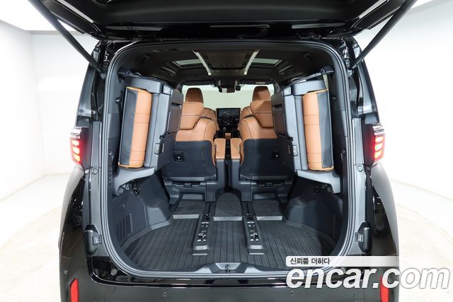 Toyota Alphard 2024 — photo 20