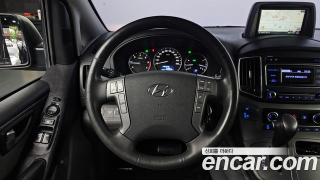 Hyundai Starex 2019 — photo 19