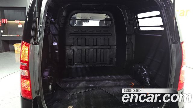 Hyundai Starex 2019 — photo 25