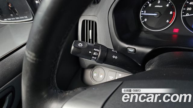 Hyundai Starex 2019 — photo 29