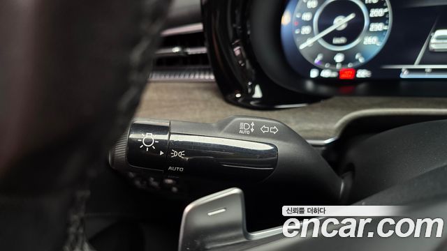 Kia K5 2020 — photo 36