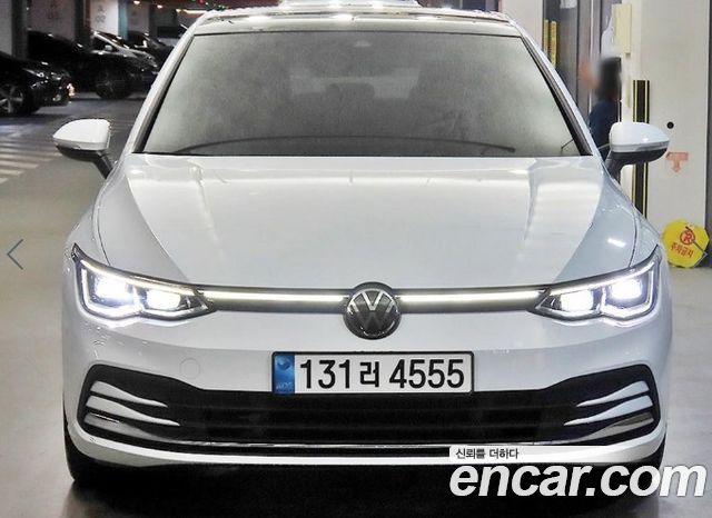Volkswagen Golf 2023 — photo 2