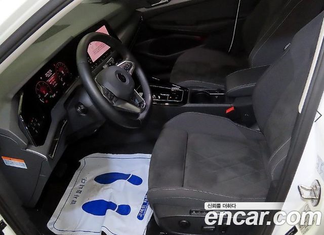 Volkswagen Golf 2023 — photo 6