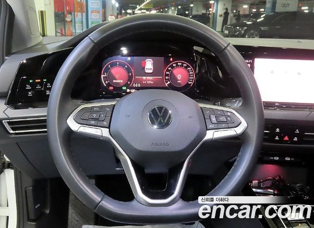 Volkswagen Golf 2023 — photo 8