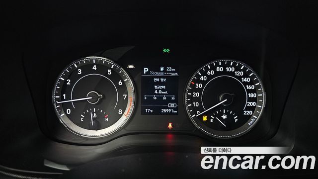 Hyundai Venue 2020 — photo 8