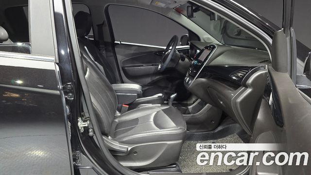 Chevrolet Korea Spark 2018 — photo 16