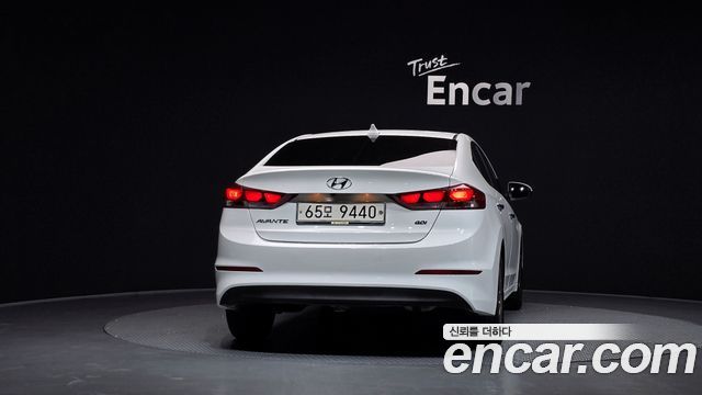 Hyundai AVANTE 2016 — photo 4