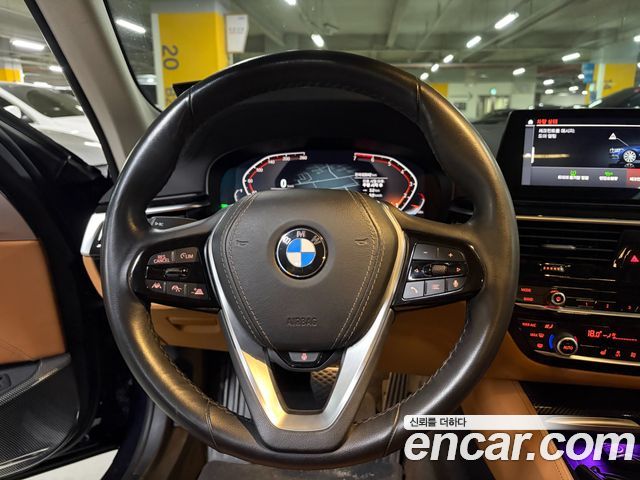 BMW 5-Series 2020 — photo 6